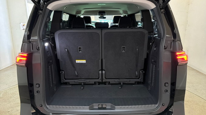 Volkswagen ID. Buzz 210kW Life Pro 86kWh 5dr LWB Auto [7 Seat] Electric Estate - Image 18